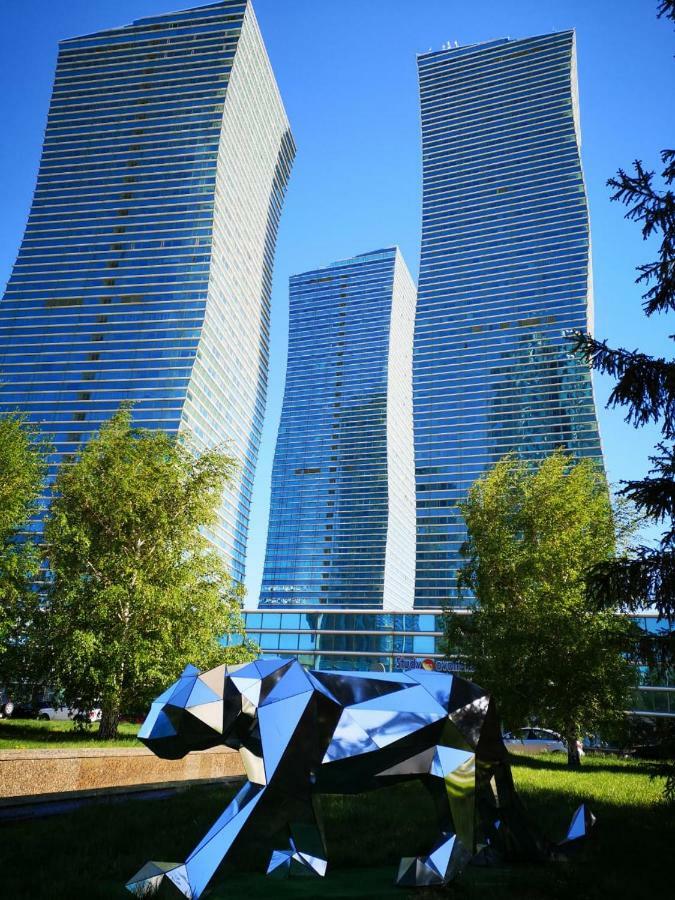 The Place Astana Hostel מראה חיצוני תמונה