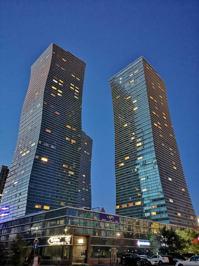 The Place Astana Hostel מראה חיצוני תמונה